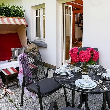 Tatil Evi Ostseeferienpark Seepferdchen Haus Usedom 6A *